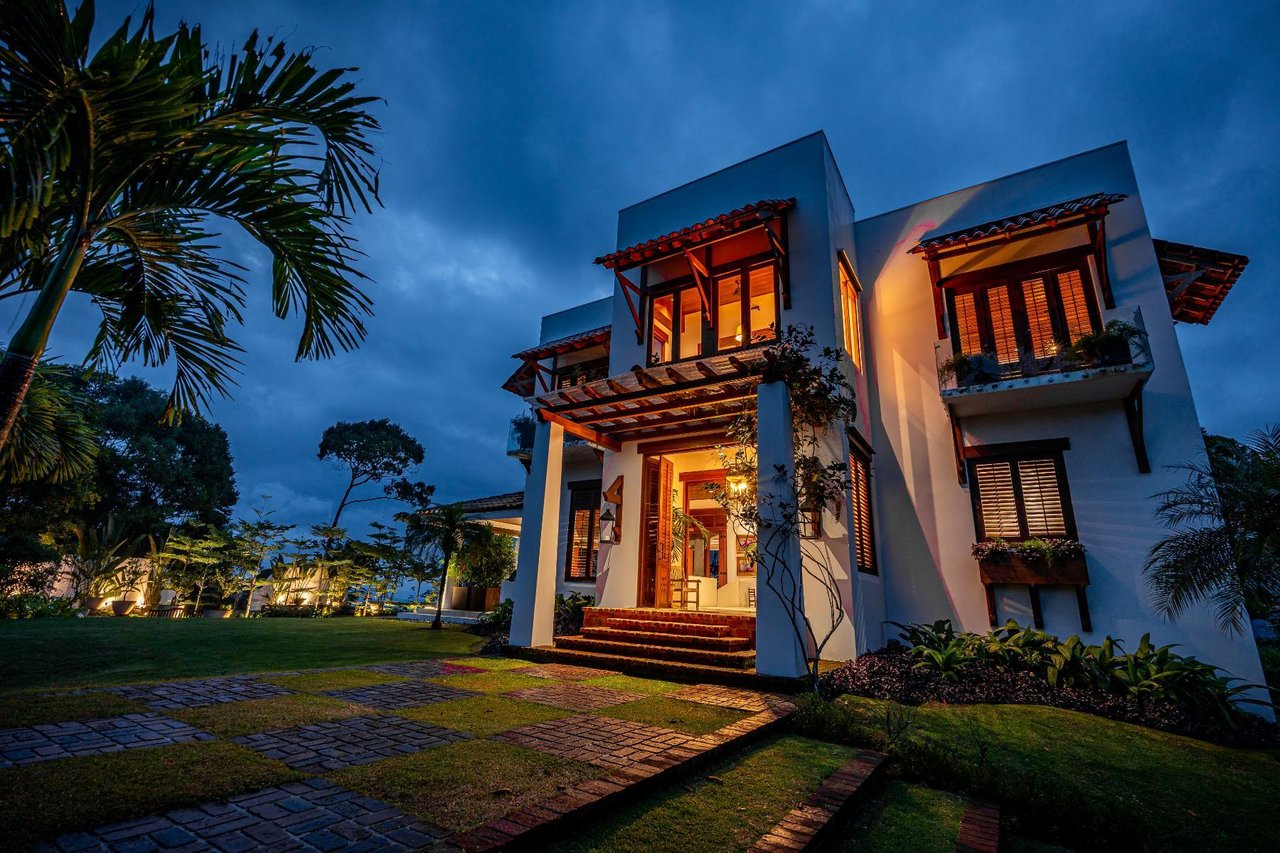 Ocean View Estate Development Sites, Dominical, Puntarenas