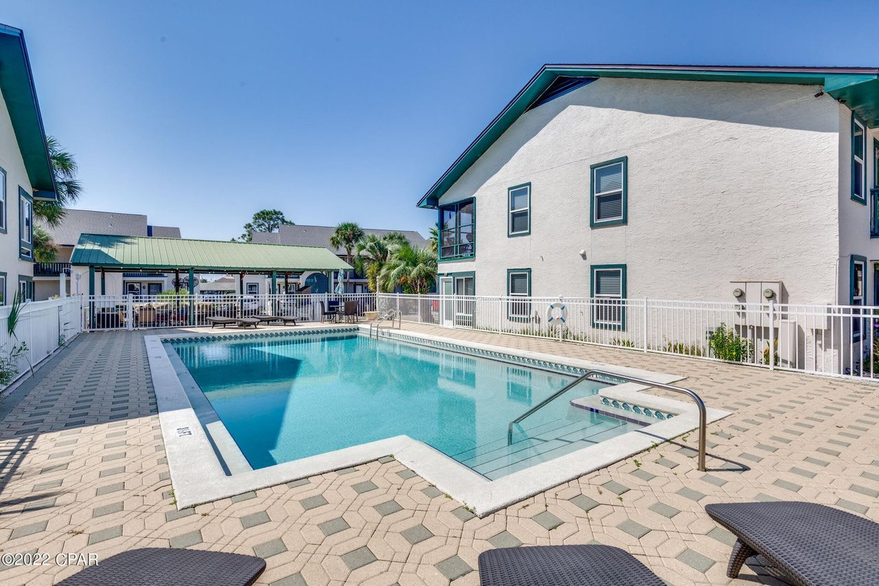7813 N LAGOON Drive Unit 7C