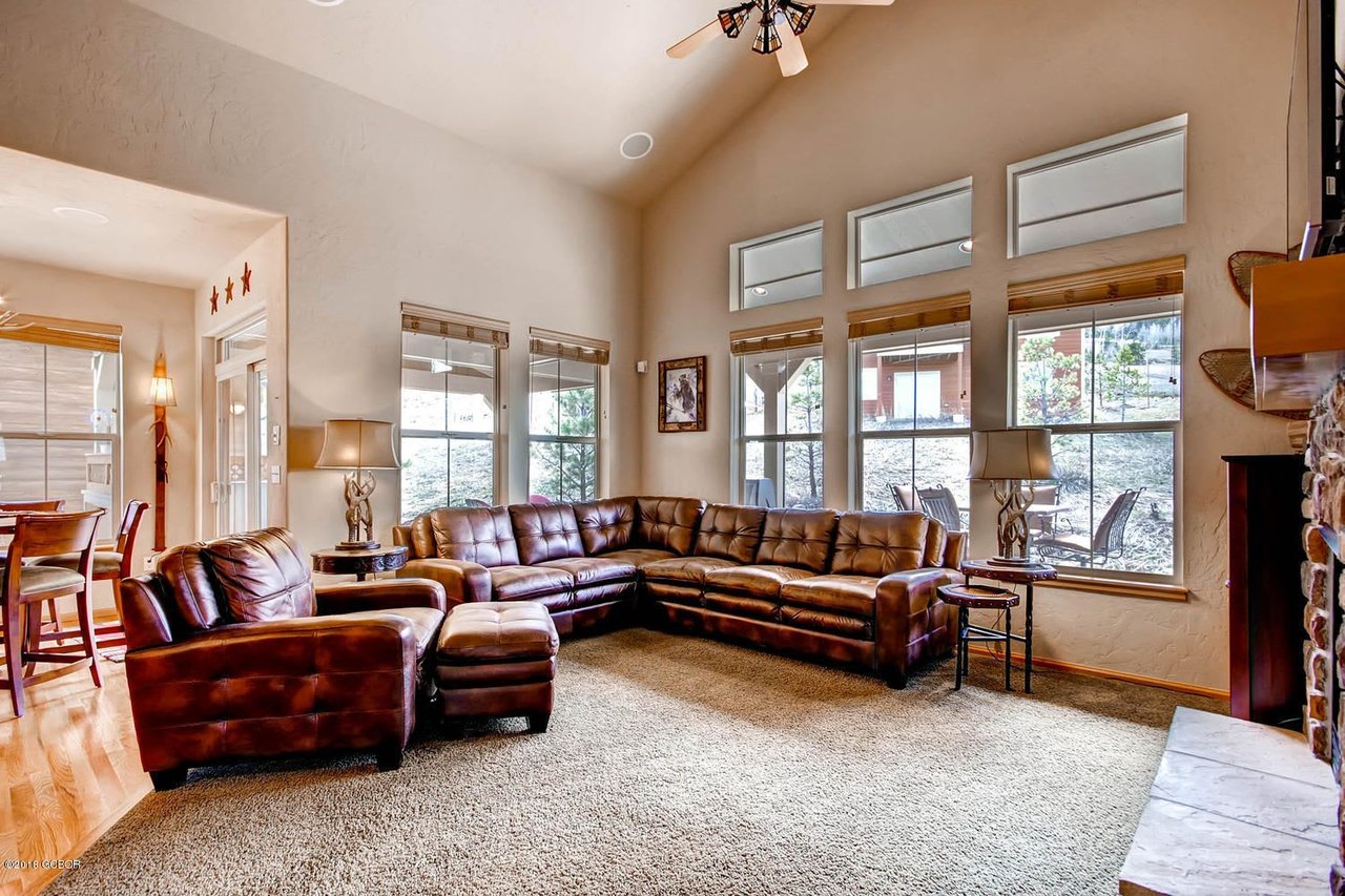 102 Blue Sage Ct