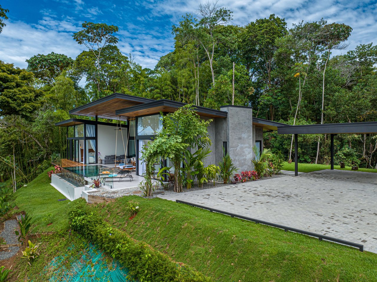 Villa Bromelia, Luxury Home with Panoramic Views