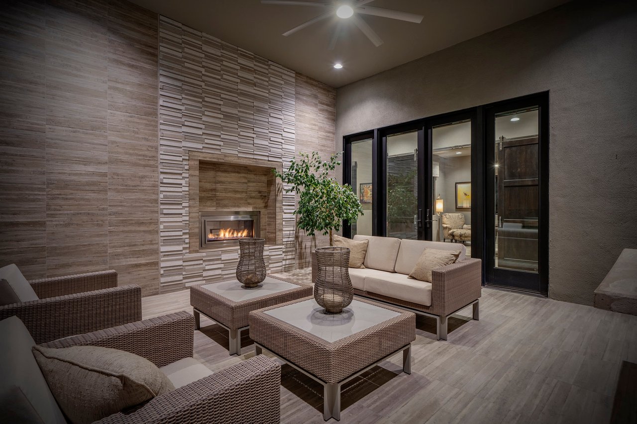 8005 N Barrel Cactus Drive