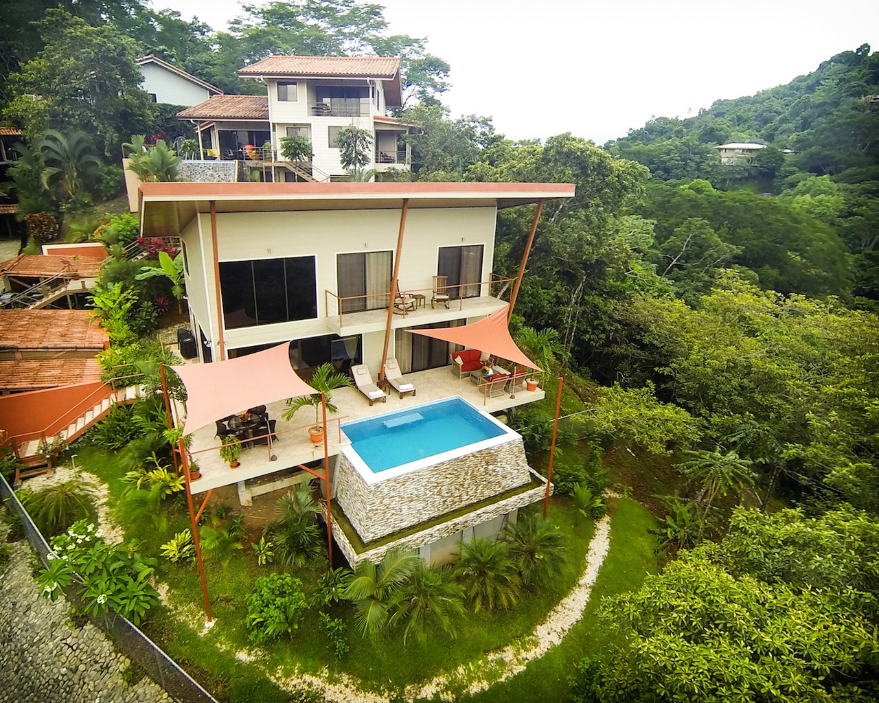 Valley View Home with Pool, Manuel Antonio, Puntarenas