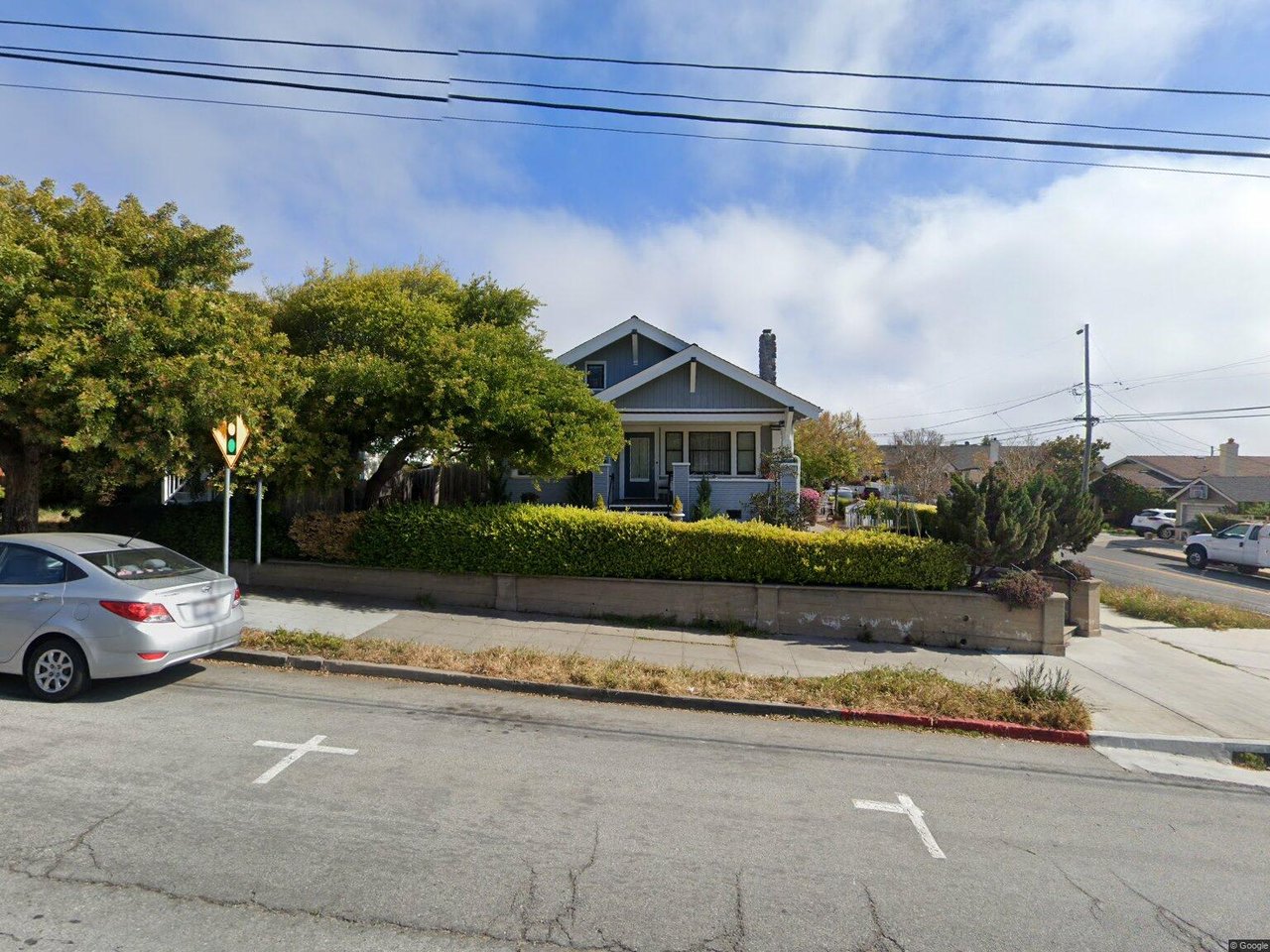 702 W Franklin St