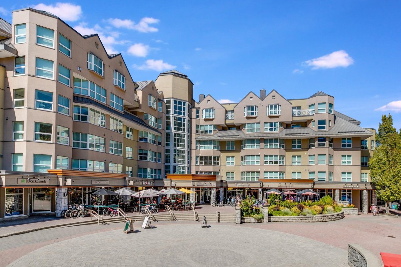 417-4557 Blackcomb Wy