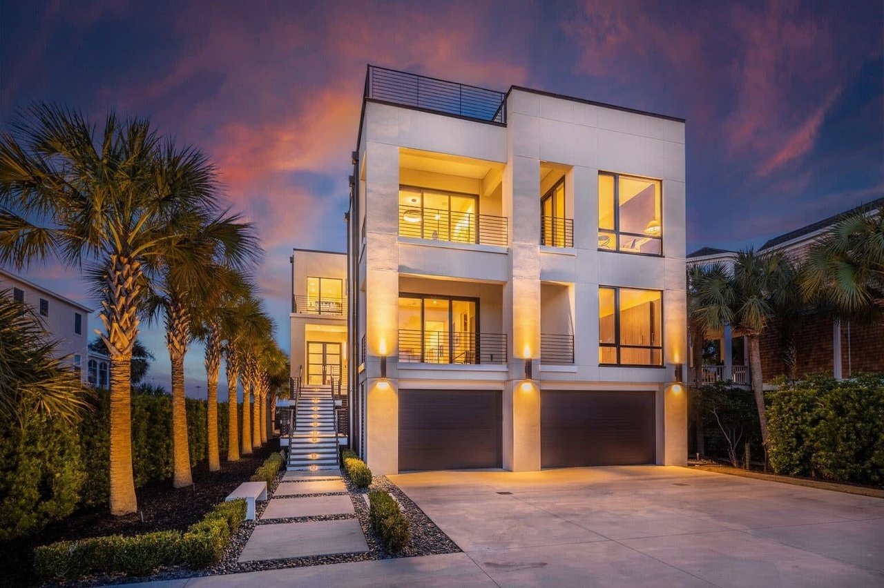 Should You Buy a New Build or Previously Owned Home?