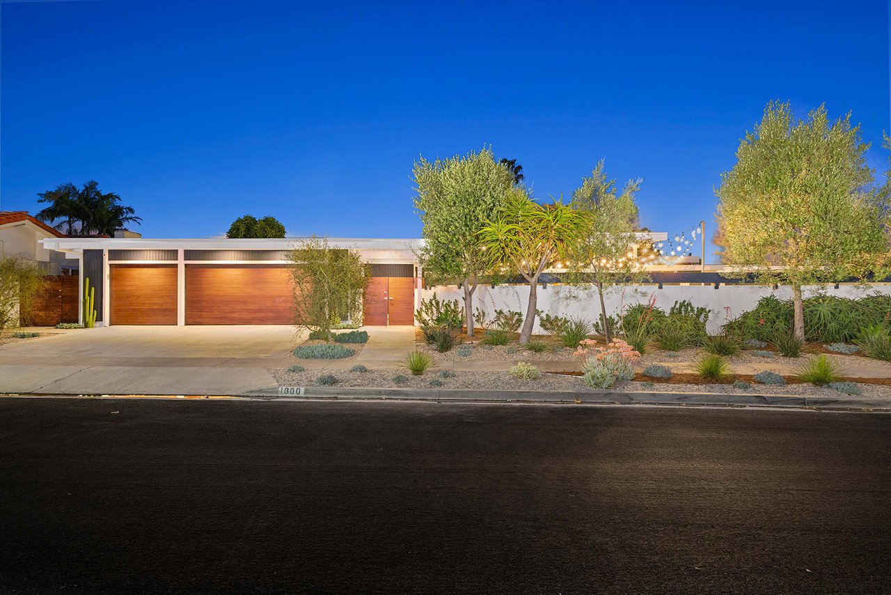 1600 Galaxy Drive
