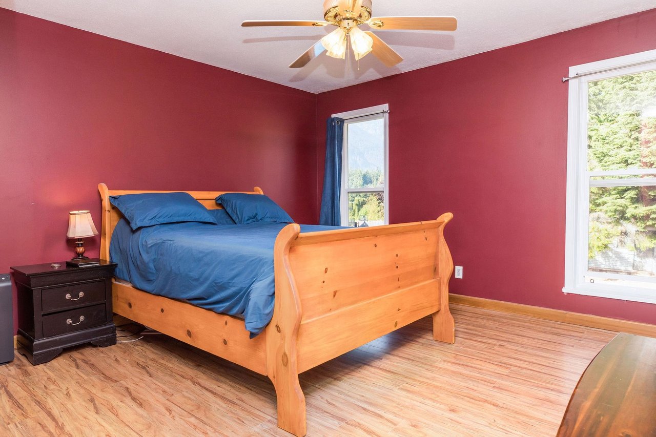 1006 Cypress Pl