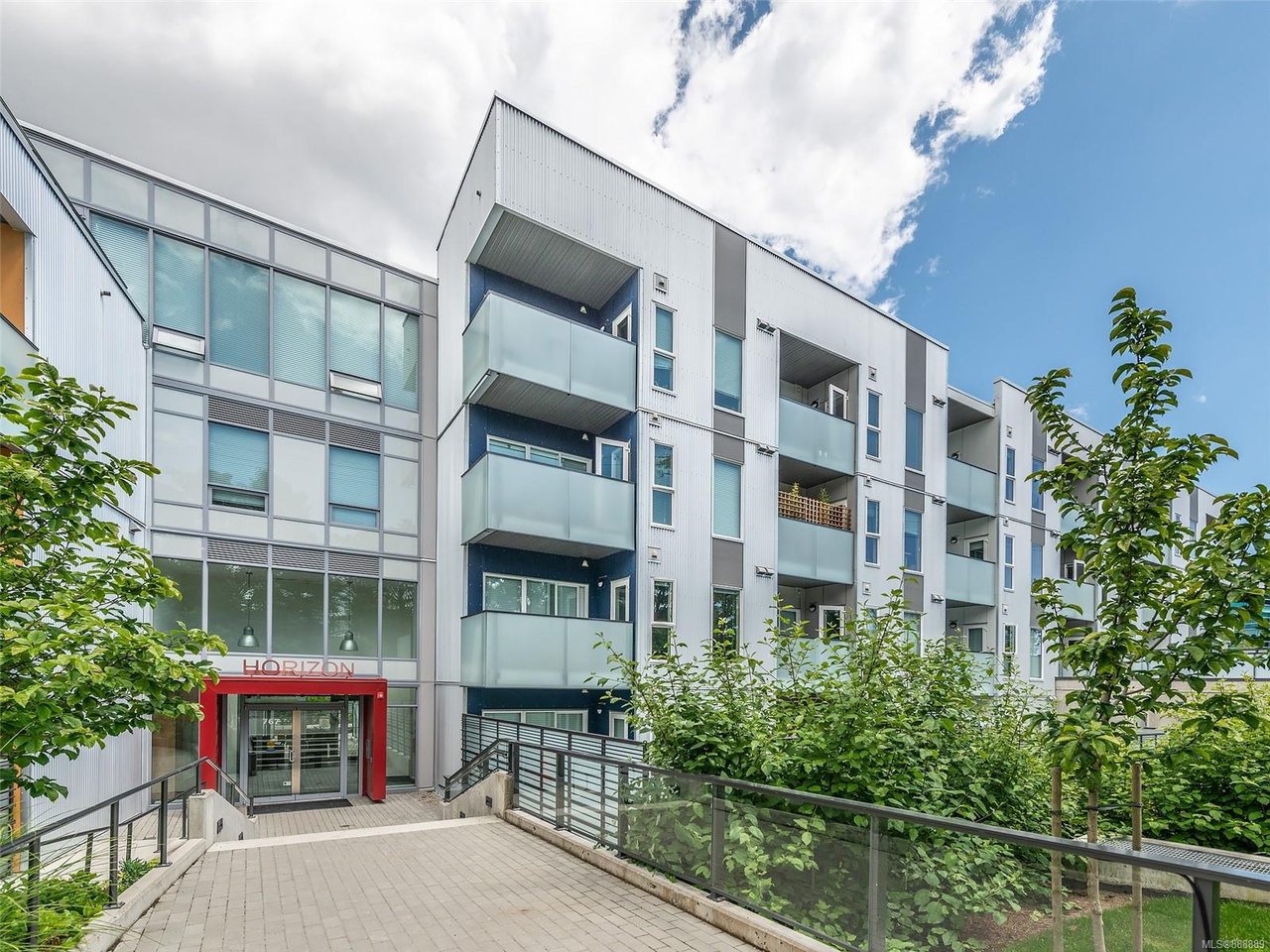 210-767 Tyee Rd