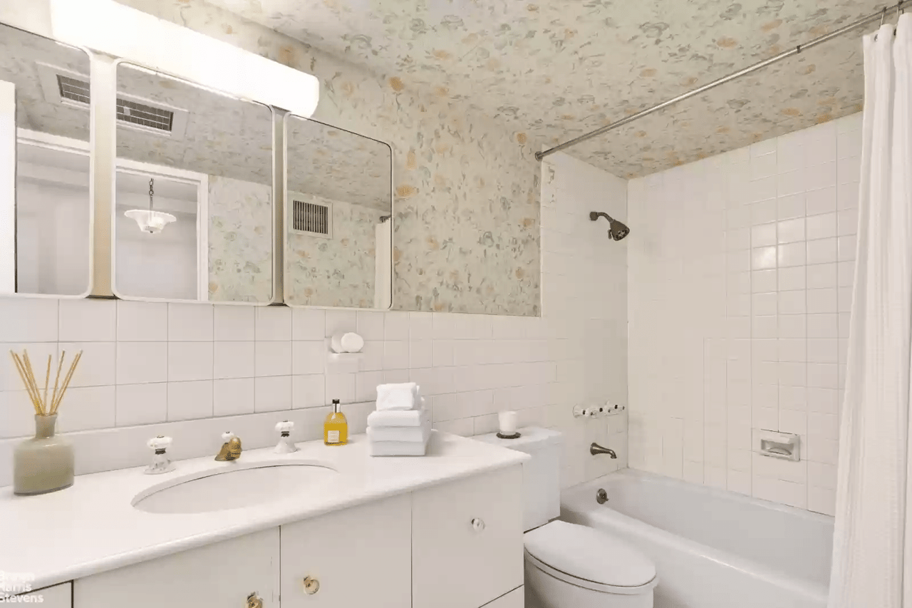 27 E 65th Street Unit: 11C