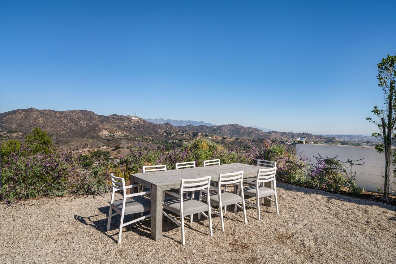 The Apex HH | 7115 Macapa Drive