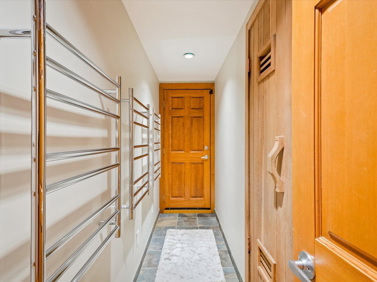 2540 Tricouni Pl