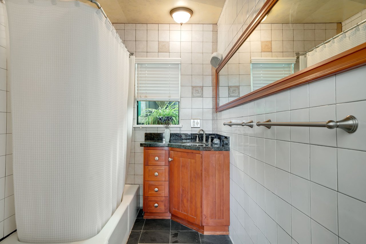 Hollywood Hills Pied de Terre - Another Off Market Sale