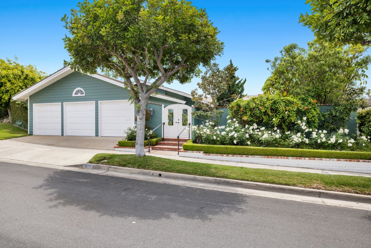 1425 Keel Drive