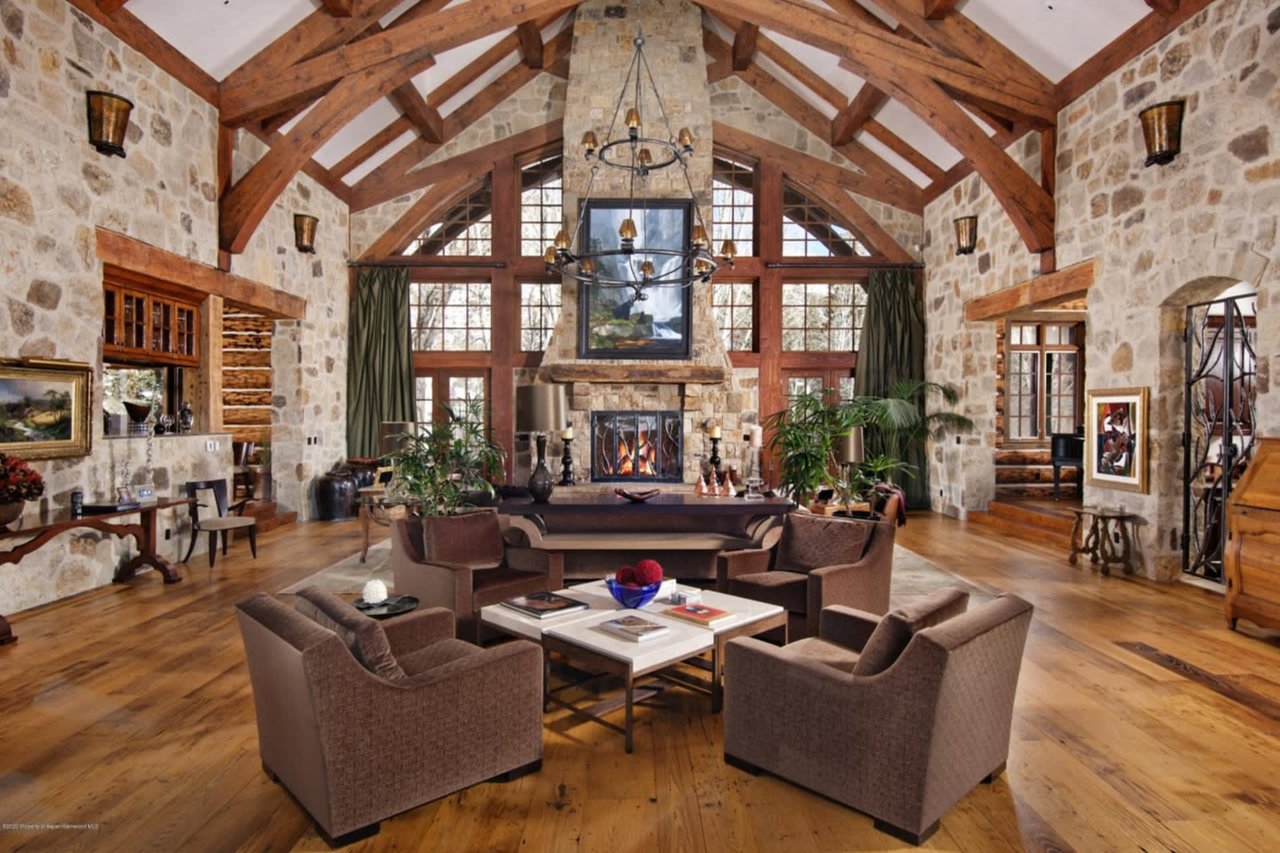 Easily Sell a Home with  Professional Staging