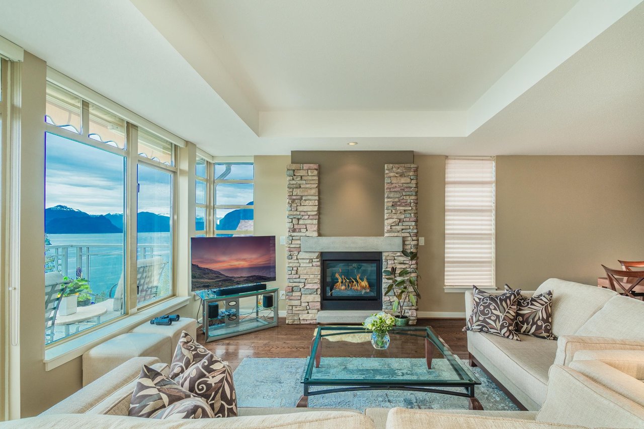 8649 Seascape Rd