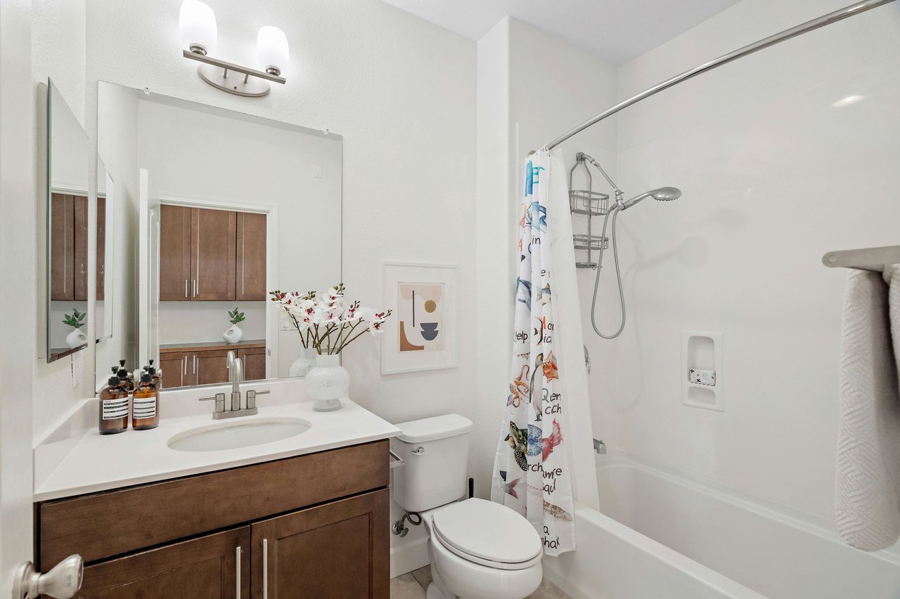 367 Ellicott LOOP