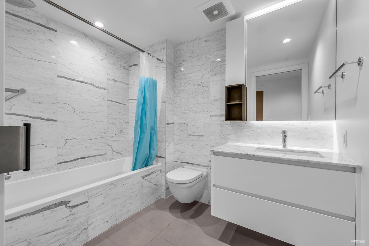1101-6000 Mckay Avenue, Burnaby