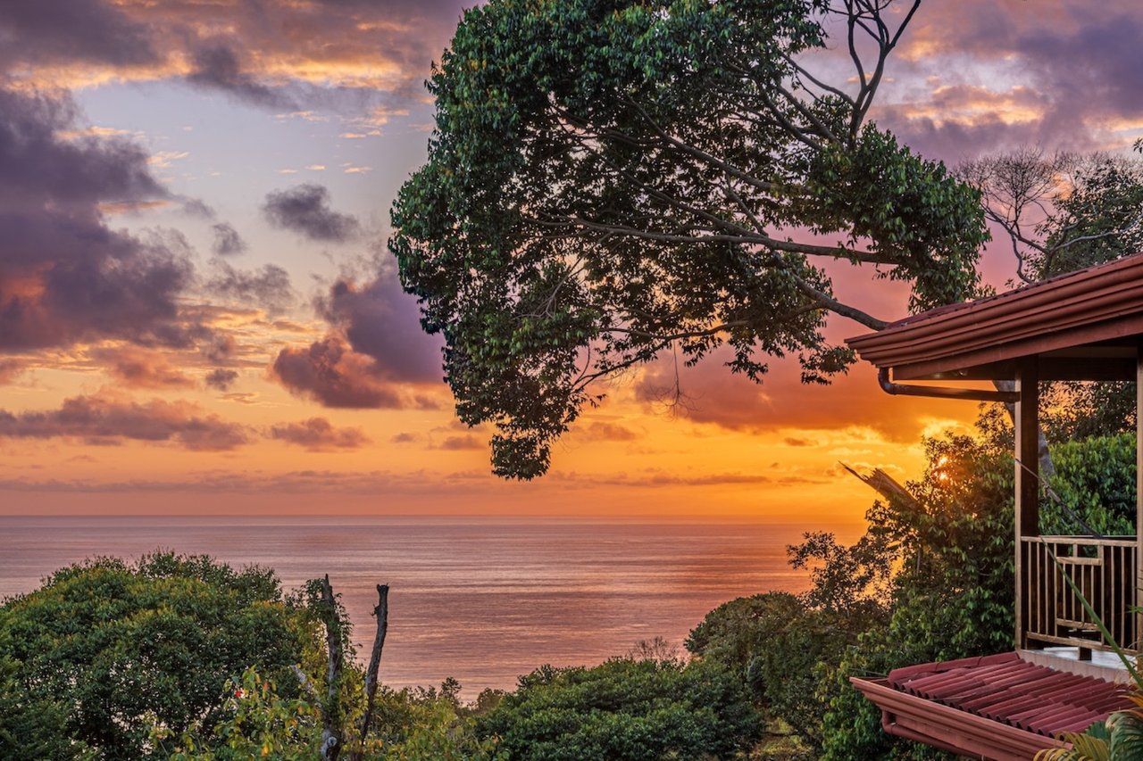 Luxury Ocean View Resort, Dominical, Puntarenas