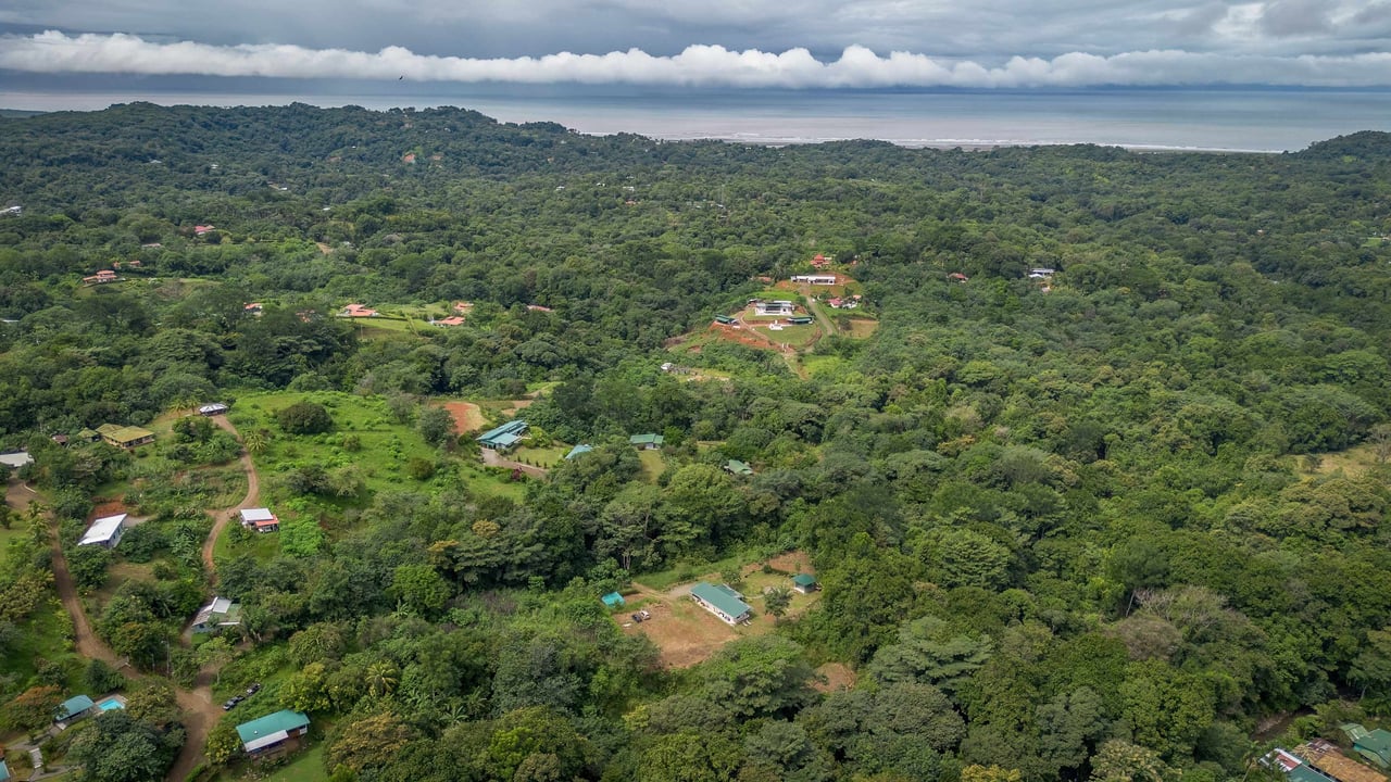 Tierra Bendita, 2.5 Acres of Usable Land with Exisiting Home and River Access!