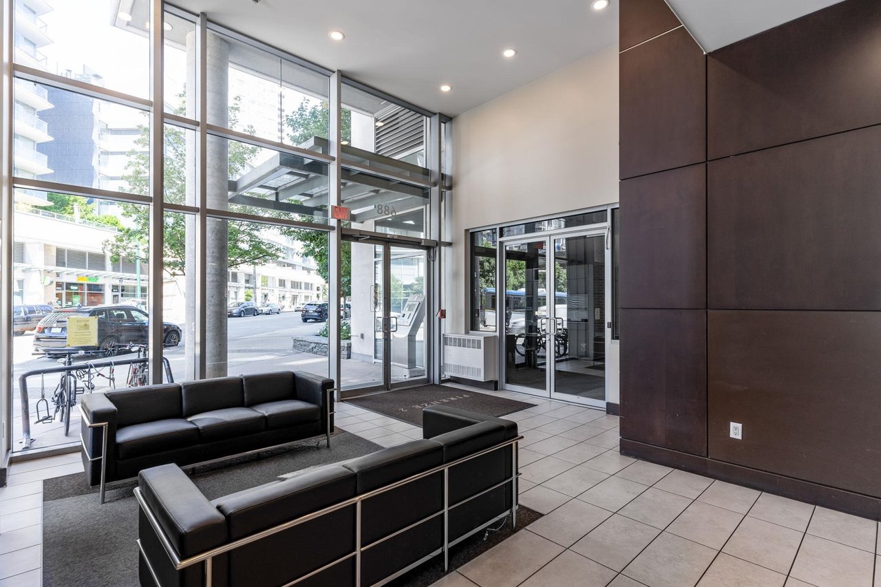 2307-688 Abbott Street, Vancouver