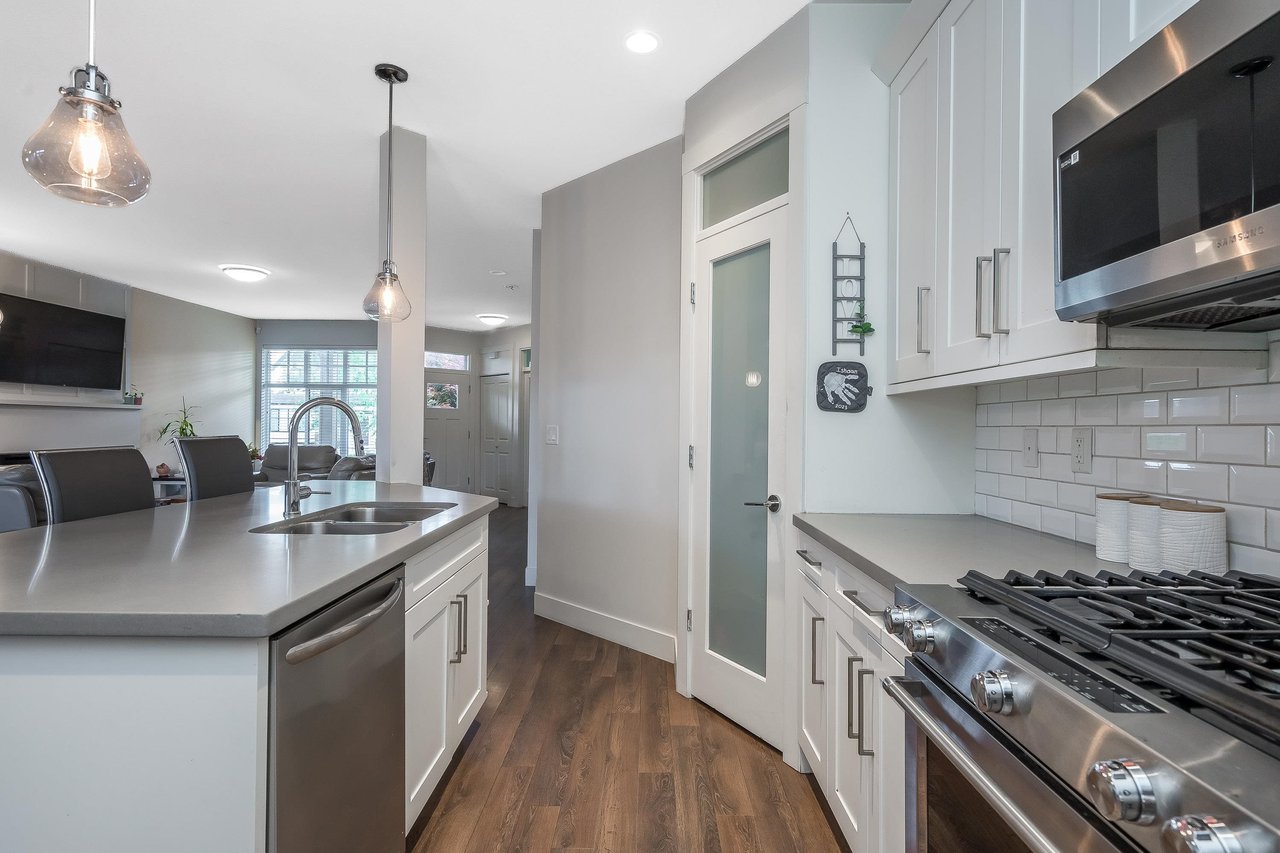 27075 35a Ave