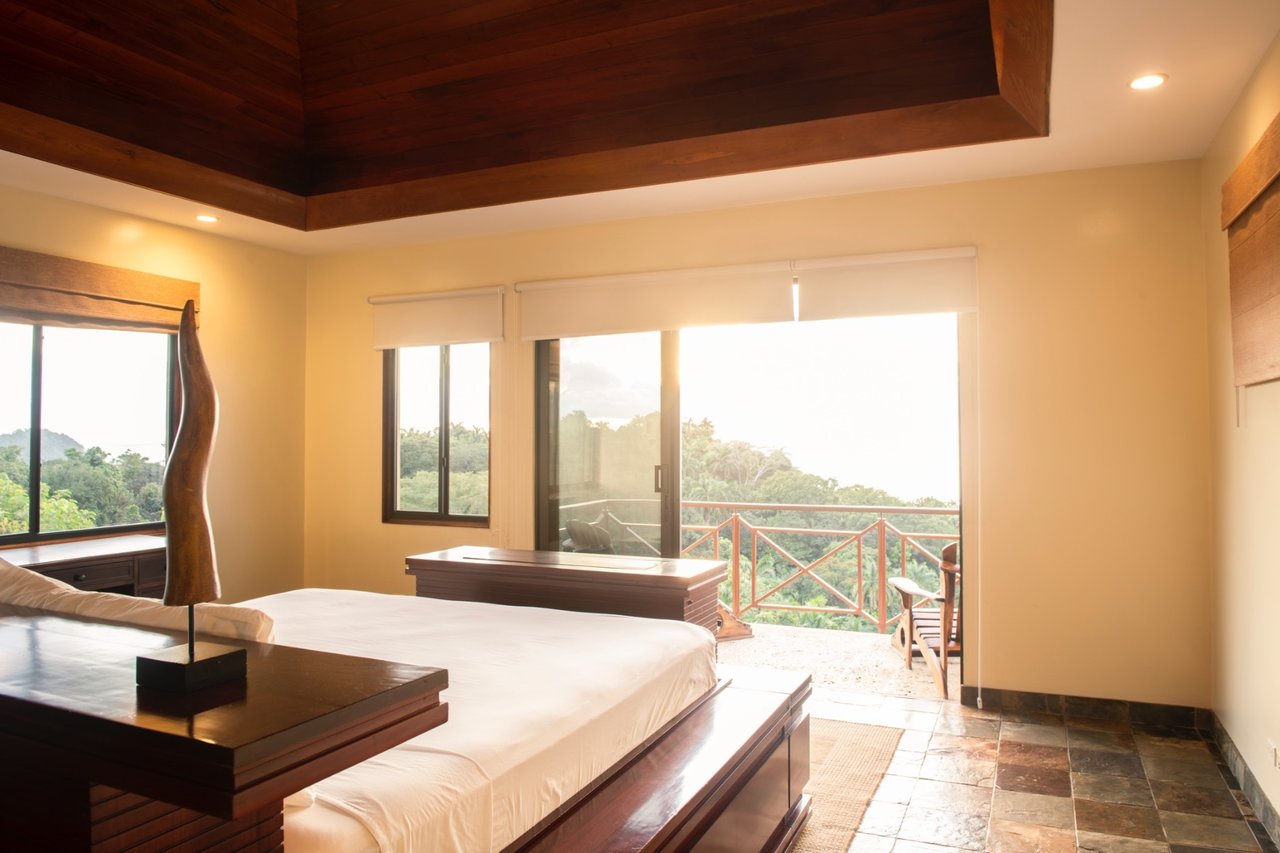 Oceanview Infinity Pool Estate, Manuel Antonio, Puntarenas