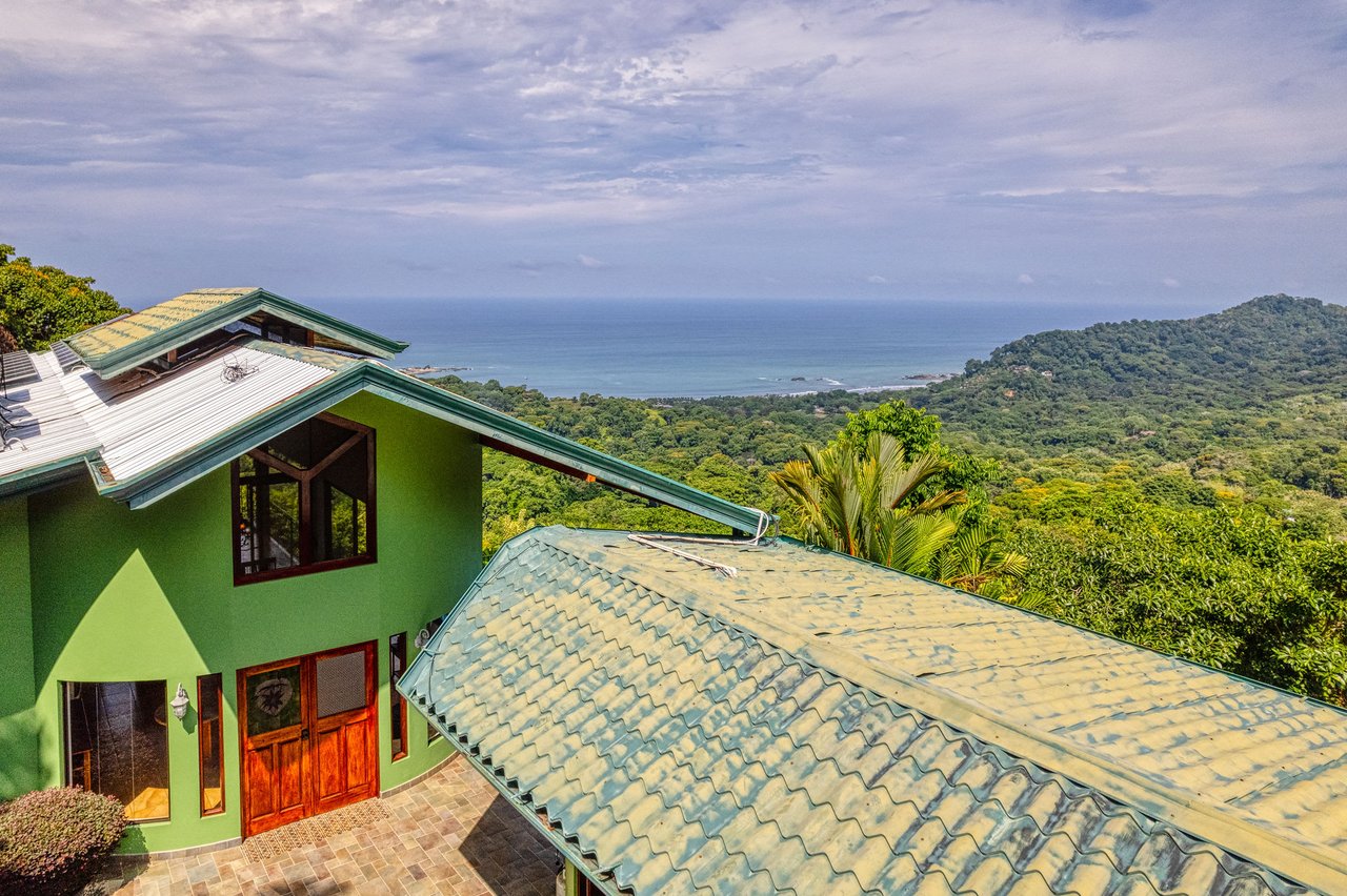 Best Views in Dominical – Home with Apartment and Infinity Pool