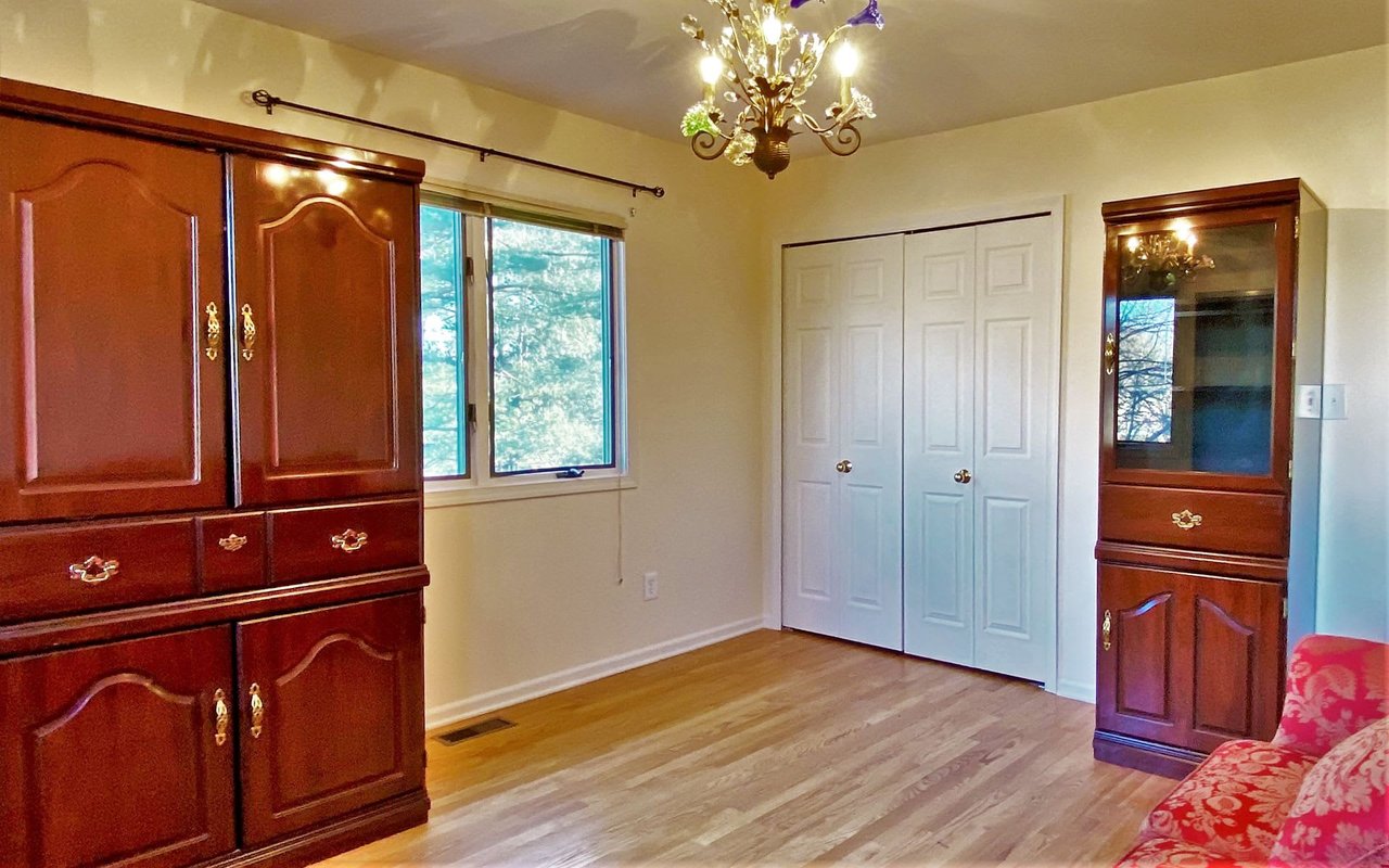 17 EXETER CT