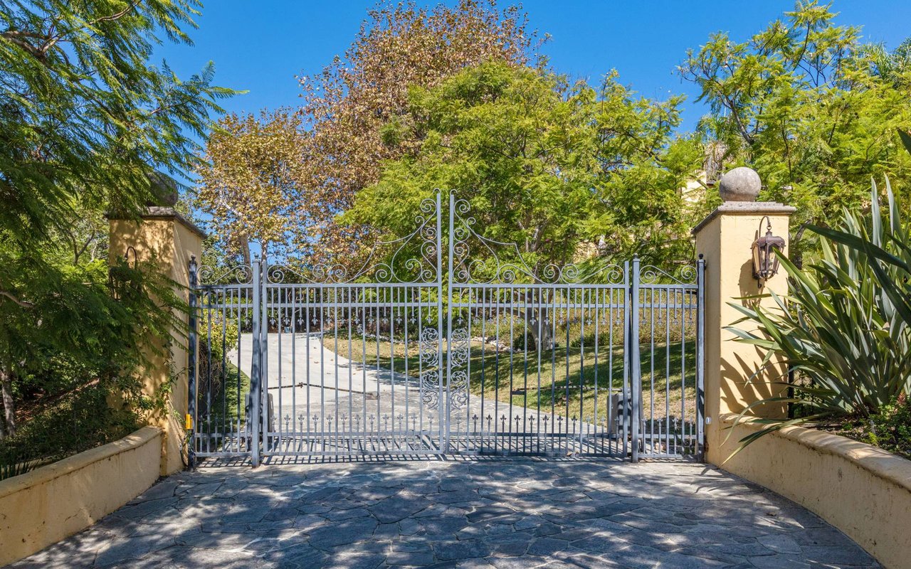 Serra Retreat Ocean View Estate