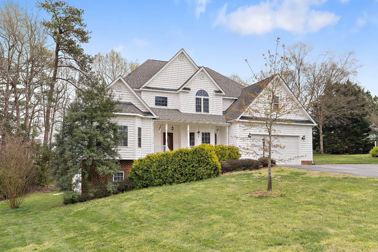 8805 Thornton Heath Drive