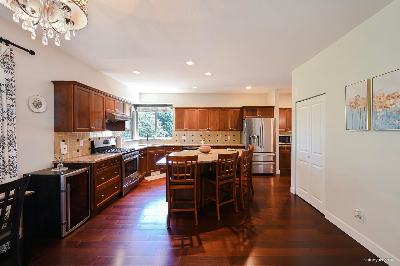 148 Maple Dr