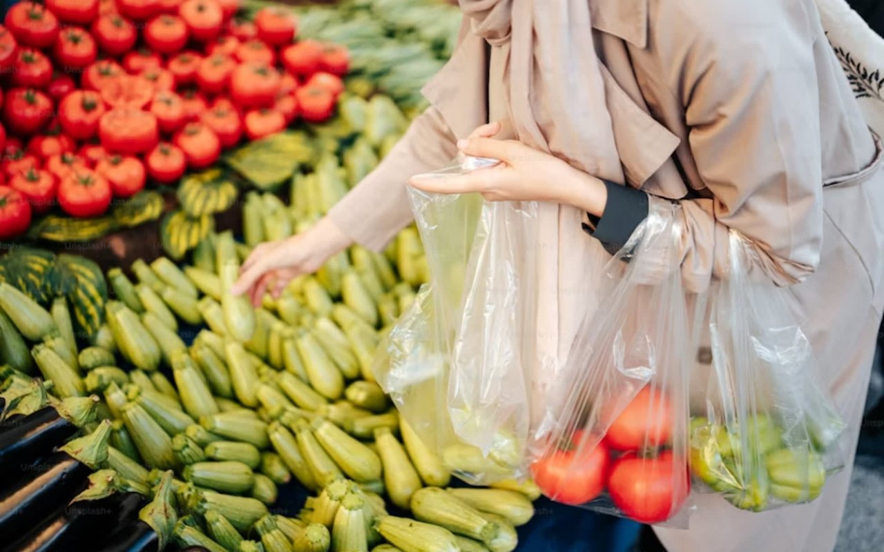 Aspen Farmers' Market: A Cornucopia of Fresh Produce, Local Crafts, and Delectable Treats