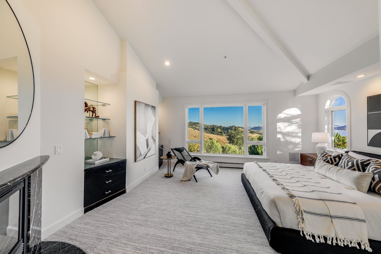 Tiburon Retreat at 7 Mariposa Court