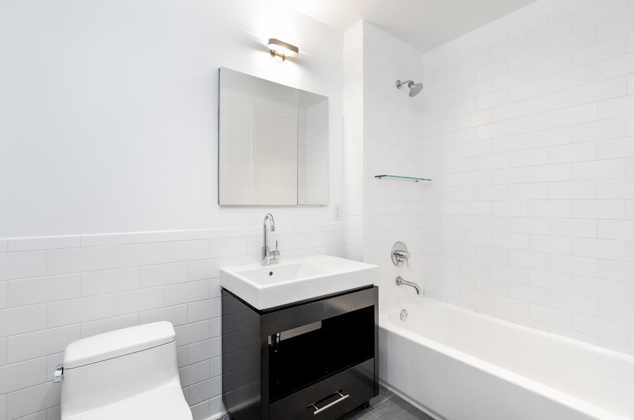 554 West 54th Street, Apt 26-R