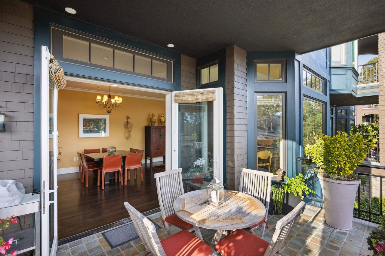 54 De Silva Island Drive
