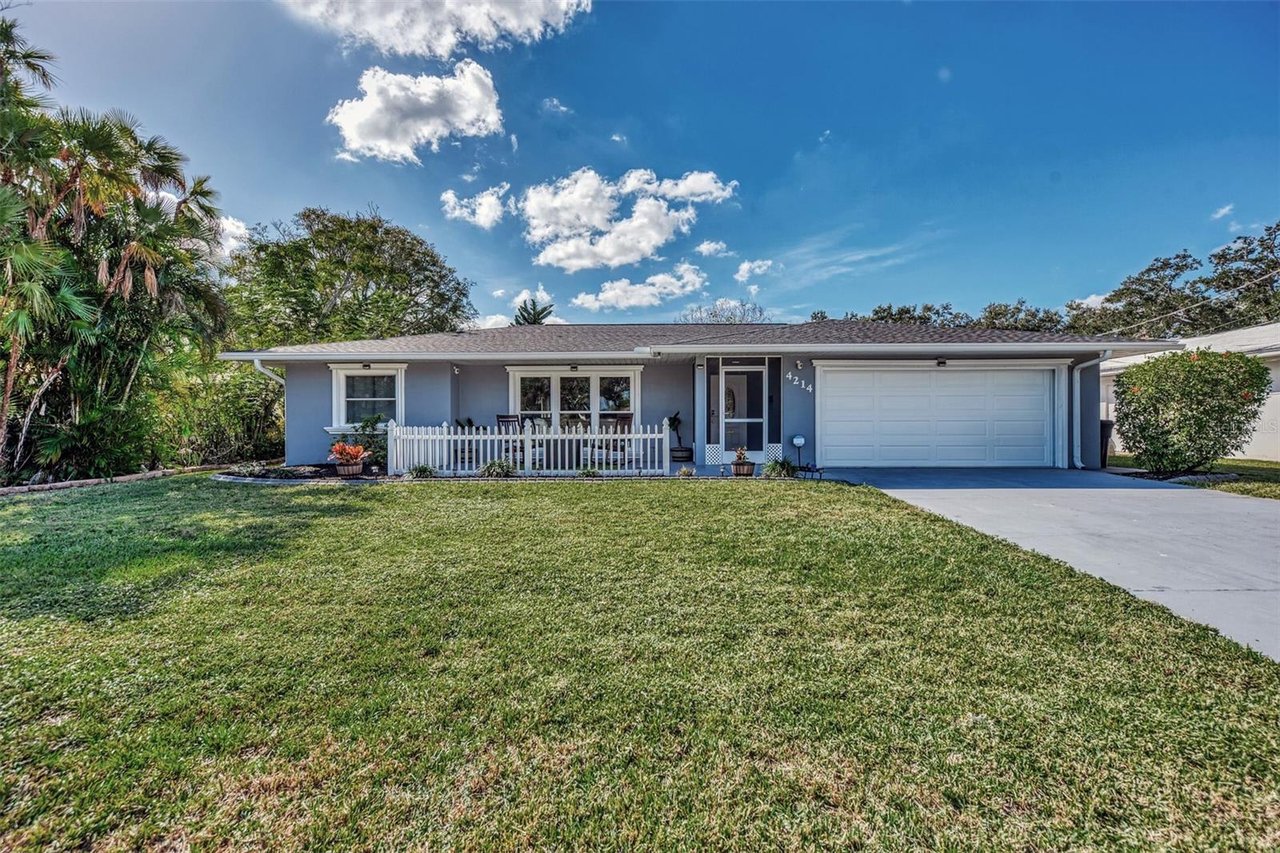🏡📜UNDER CONTRACT📜🏡 4214 TEE RD, SARASOTA, FL 34235
