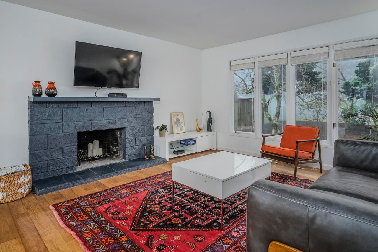 2959 Surf Cres