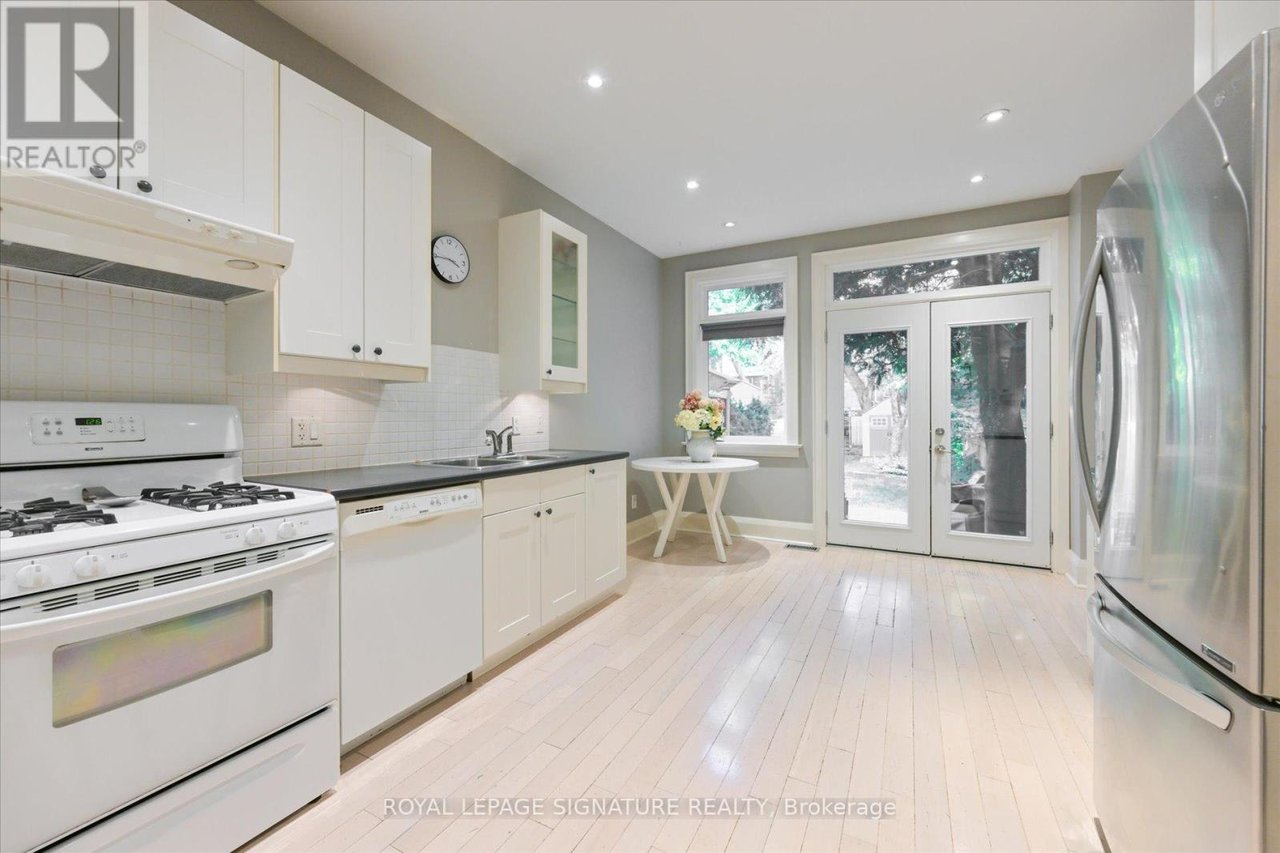 248 Roselawn Ave 