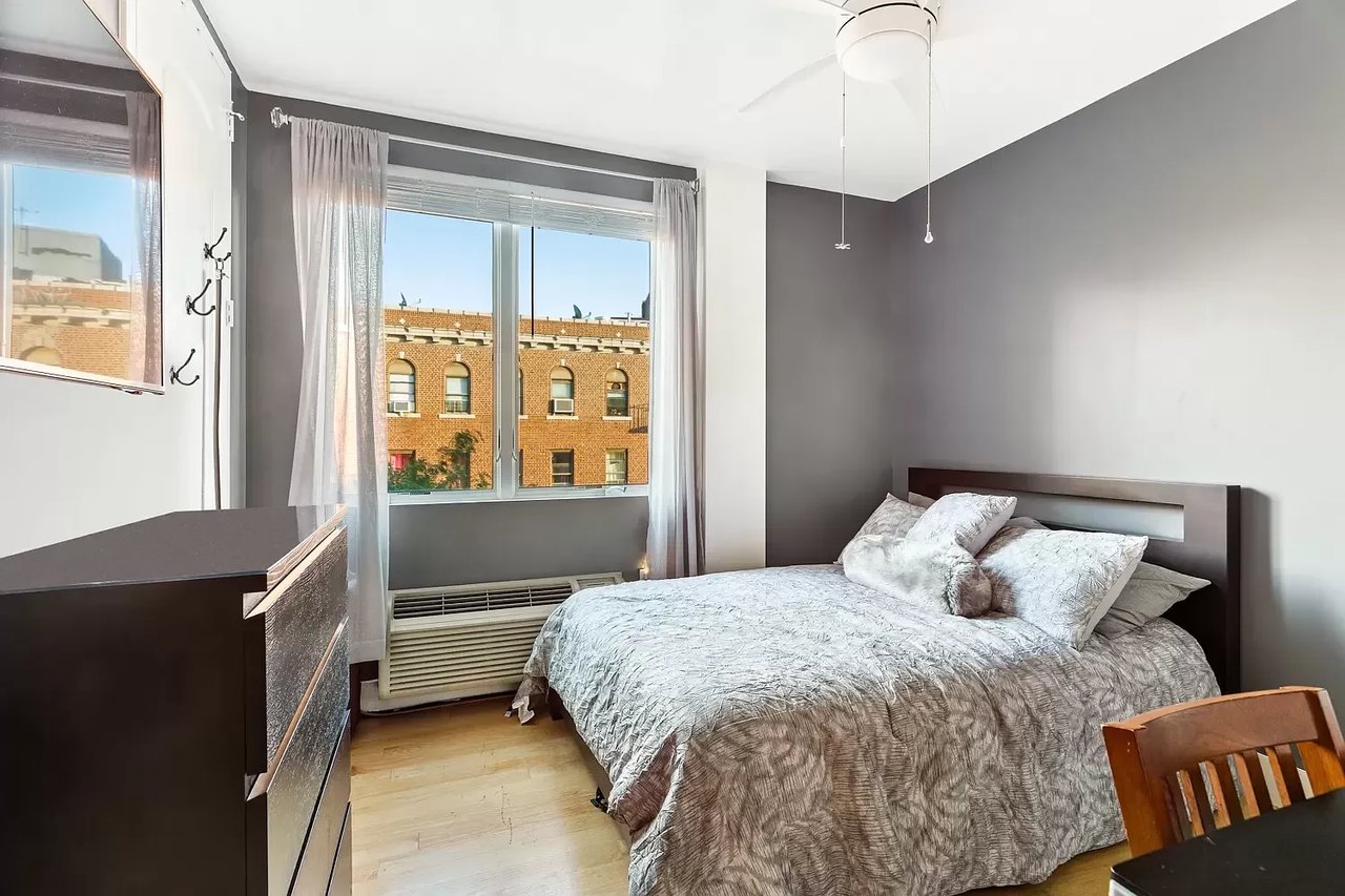 2155 Daly Ave, #5A