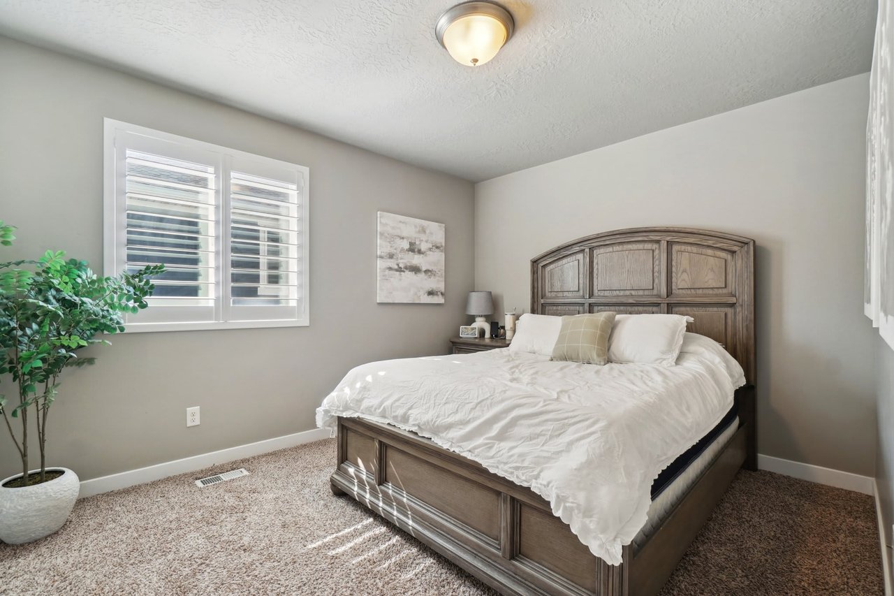 3678 W Rushton View Dr