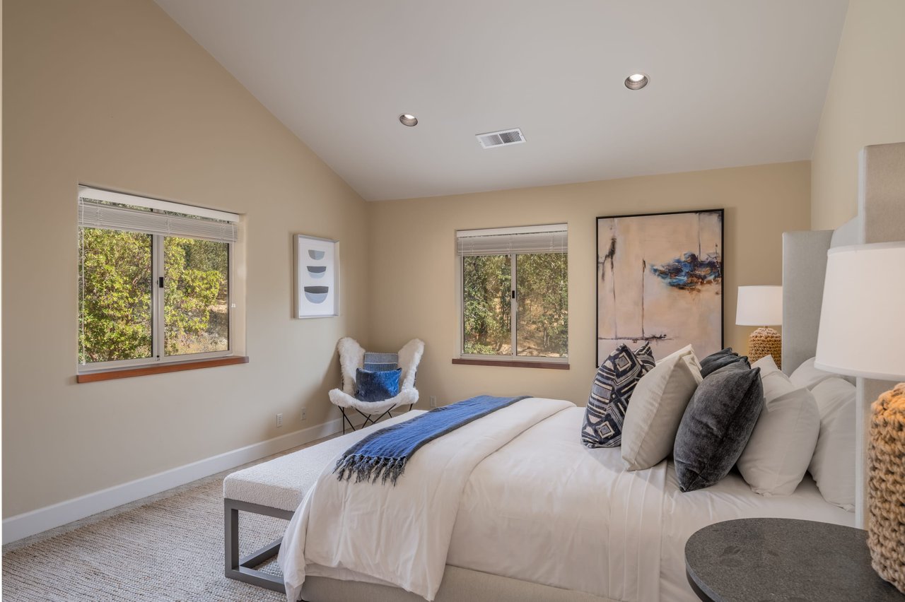 Quarry Hill Road, Sonoma