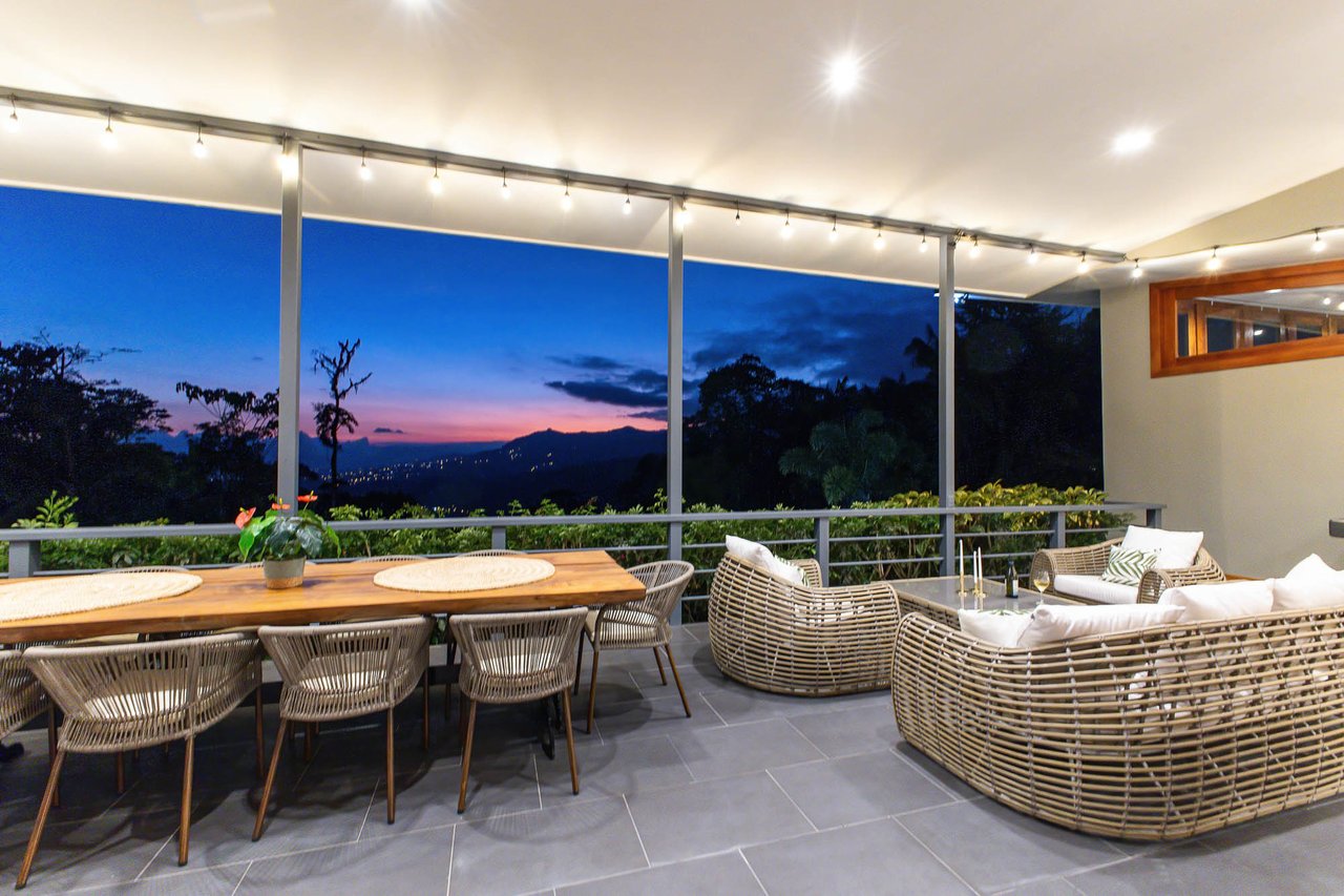 Luxurious Mountain Villa Retreat, Perez Zeledon, San Jose