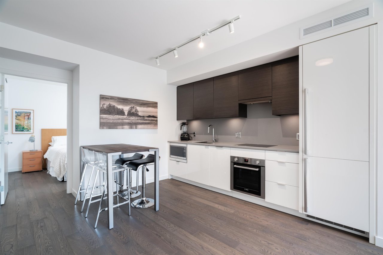308-1688 Pullman Porter St