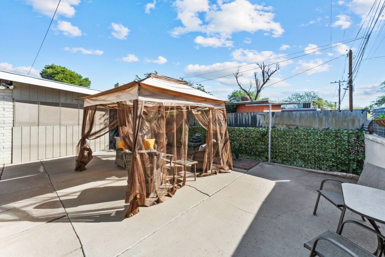 Dainty Tucson Cottage Near University of Arizona