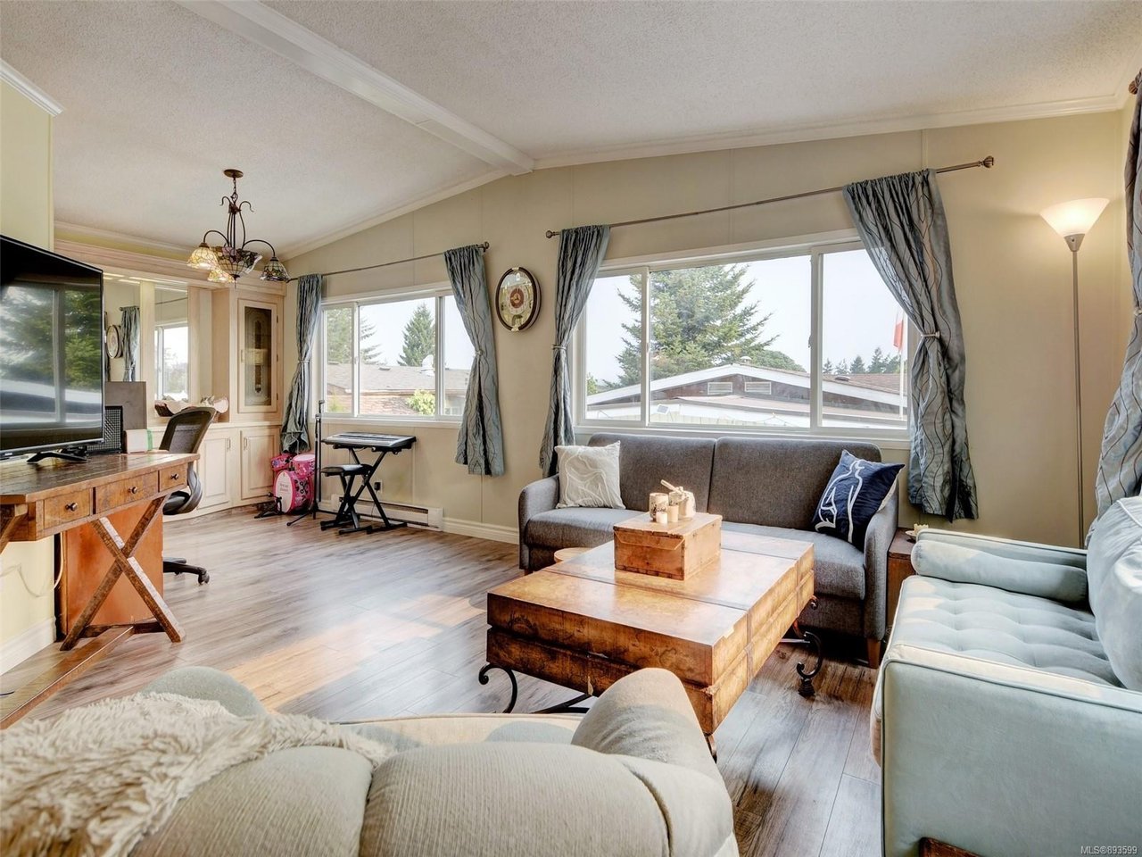 14-124 Cooper Rd, View Royal