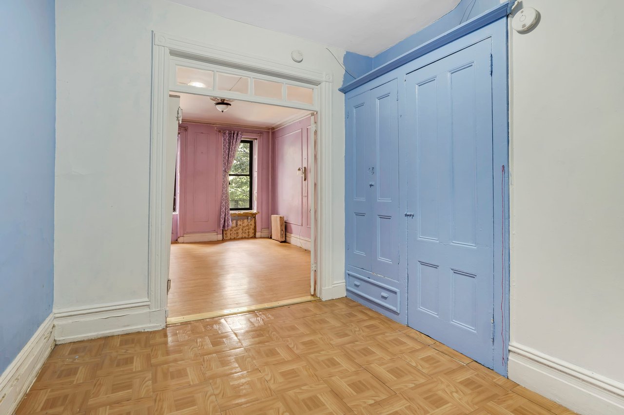 208 East 90th Street, 2W