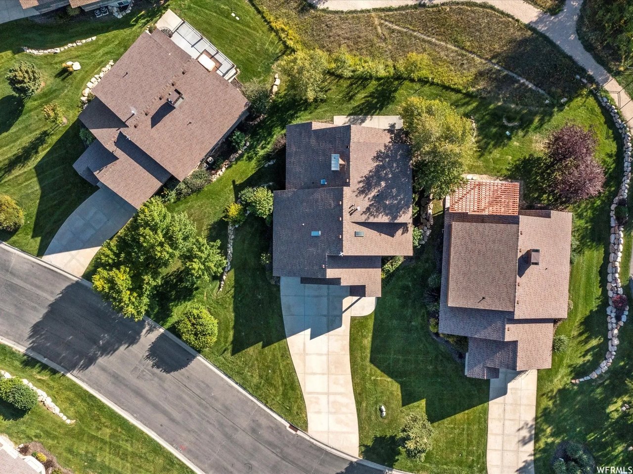 5823 E Elkhorn Dr