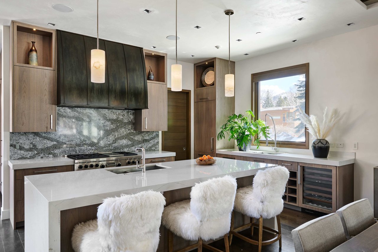 West End Contemporary Single-Family Home in Aspen 