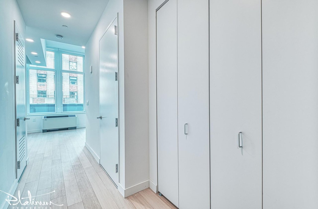 20 Broad Street, Apt 2804
