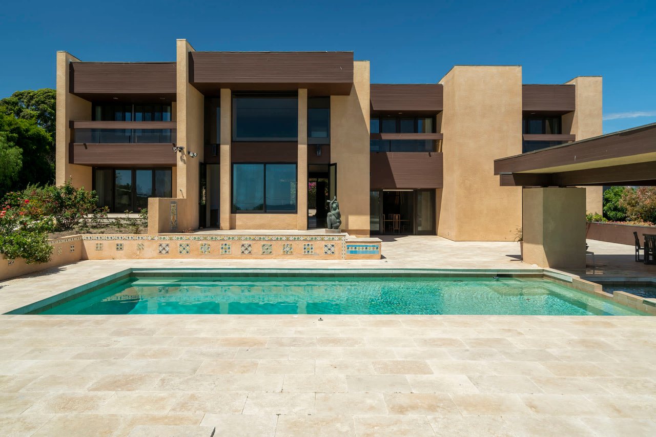 Zuma Bluff Estate